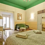 Roman Apartment